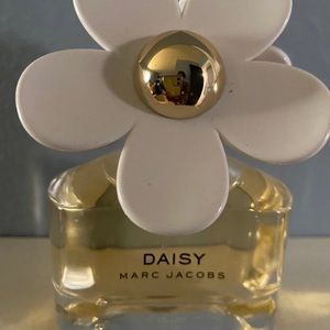 Marc Jacobs Daisy Perfume